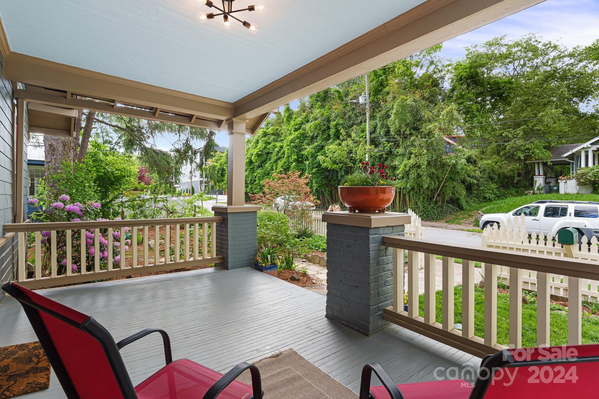 55 Henrietta Street Asheville NC 28801