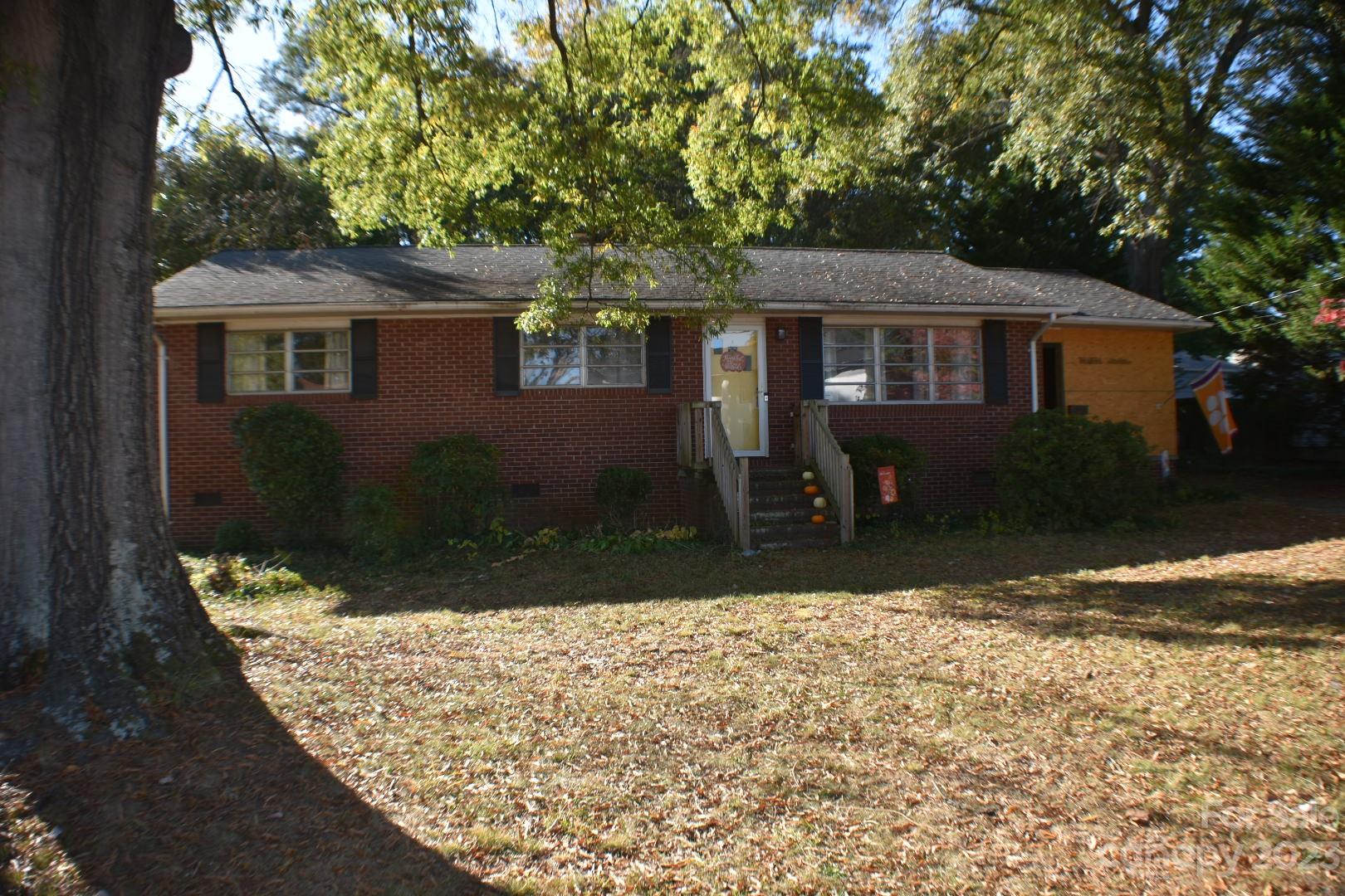 711 Peachtree Street Gastonia NC 28054