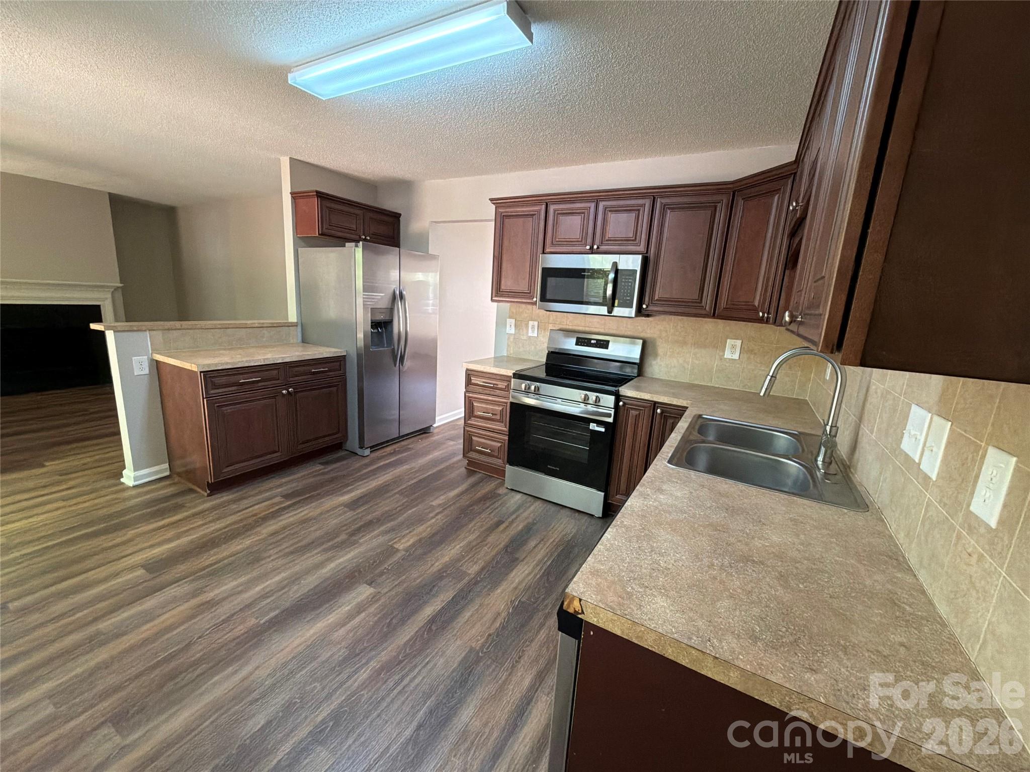6017 Black Bear Court Charlotte NC 28214