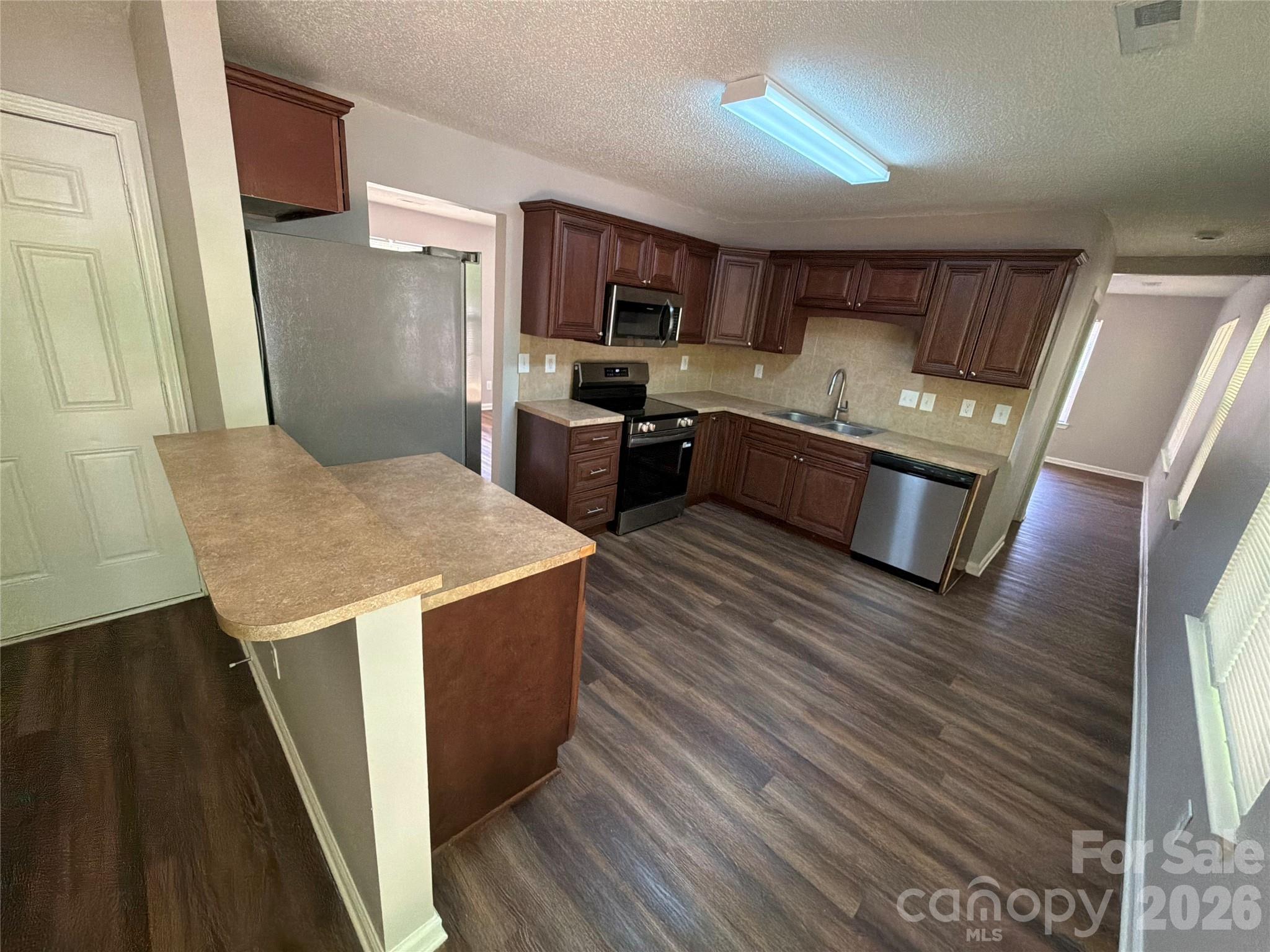 6017 Black Bear Court Charlotte NC 28214