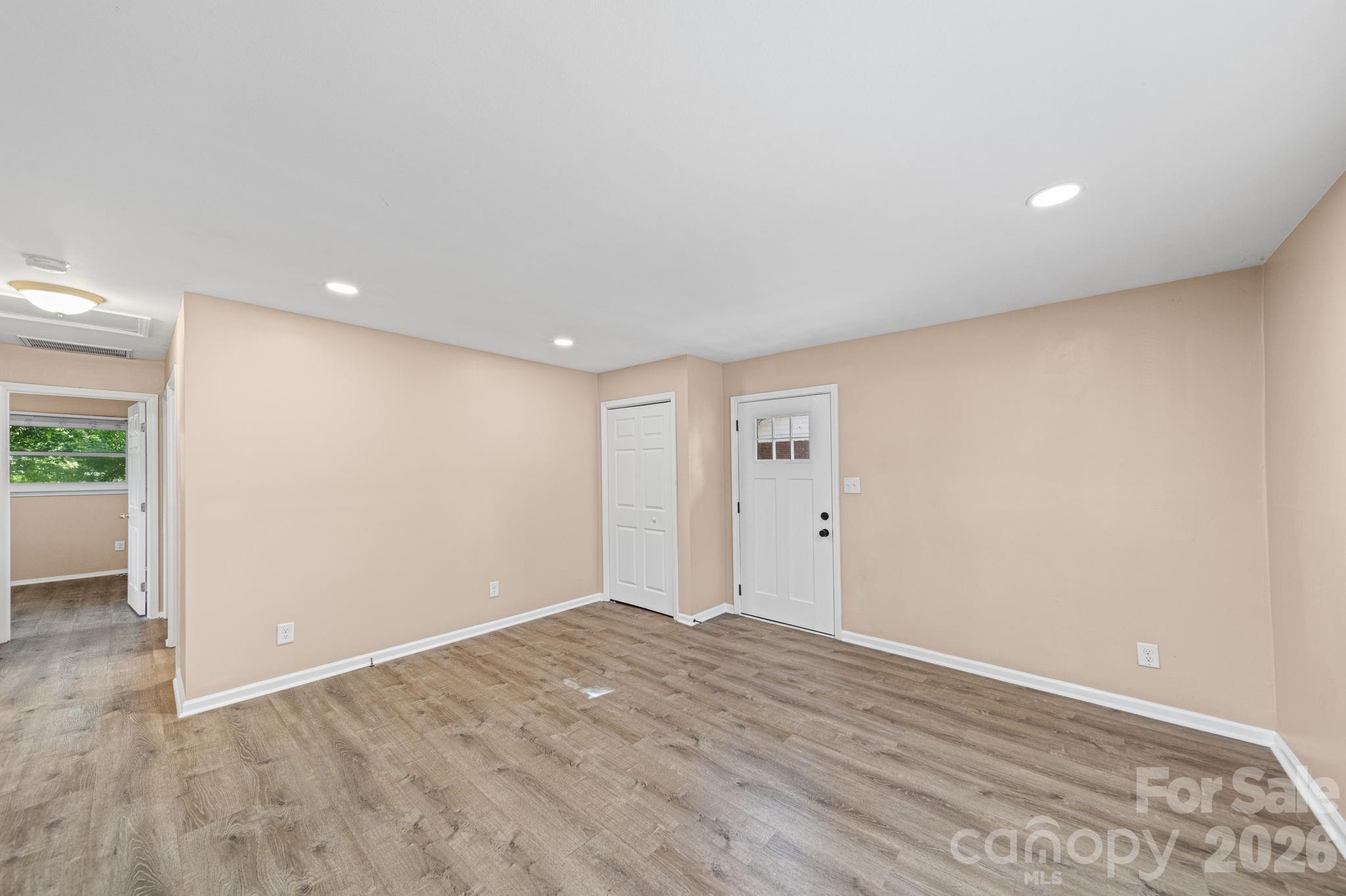 5045 Curtiswood Drive Charlotte NC 28213