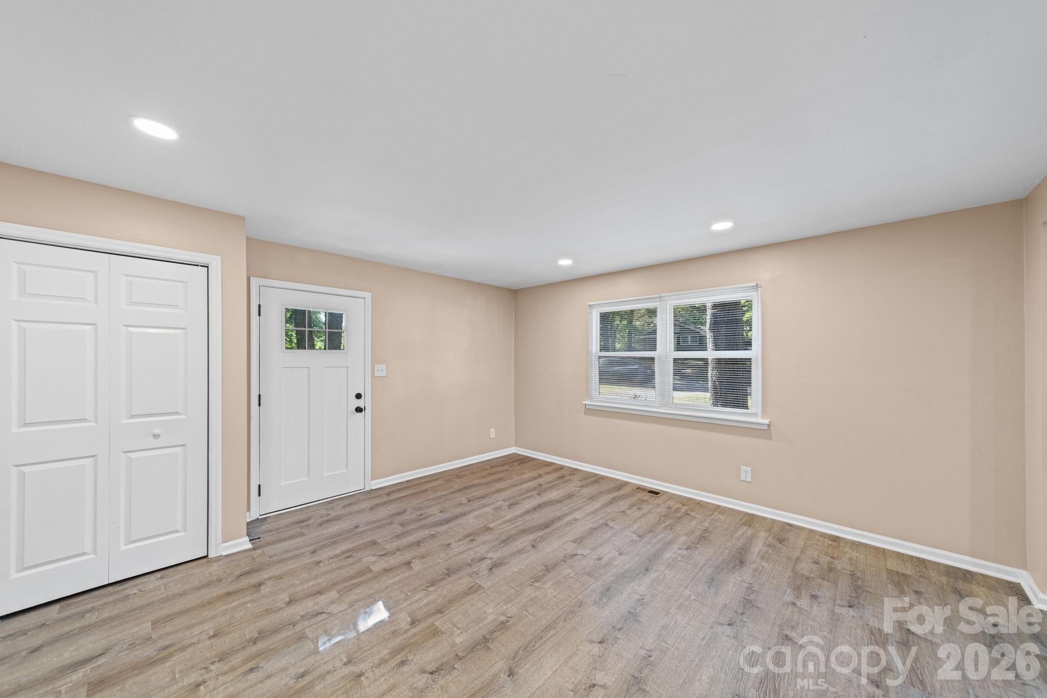 5045 Curtiswood Drive Charlotte NC 28213