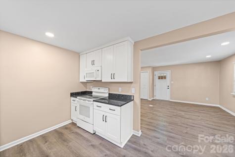 5045 Curtiswood Drive Charlotte NC 28213