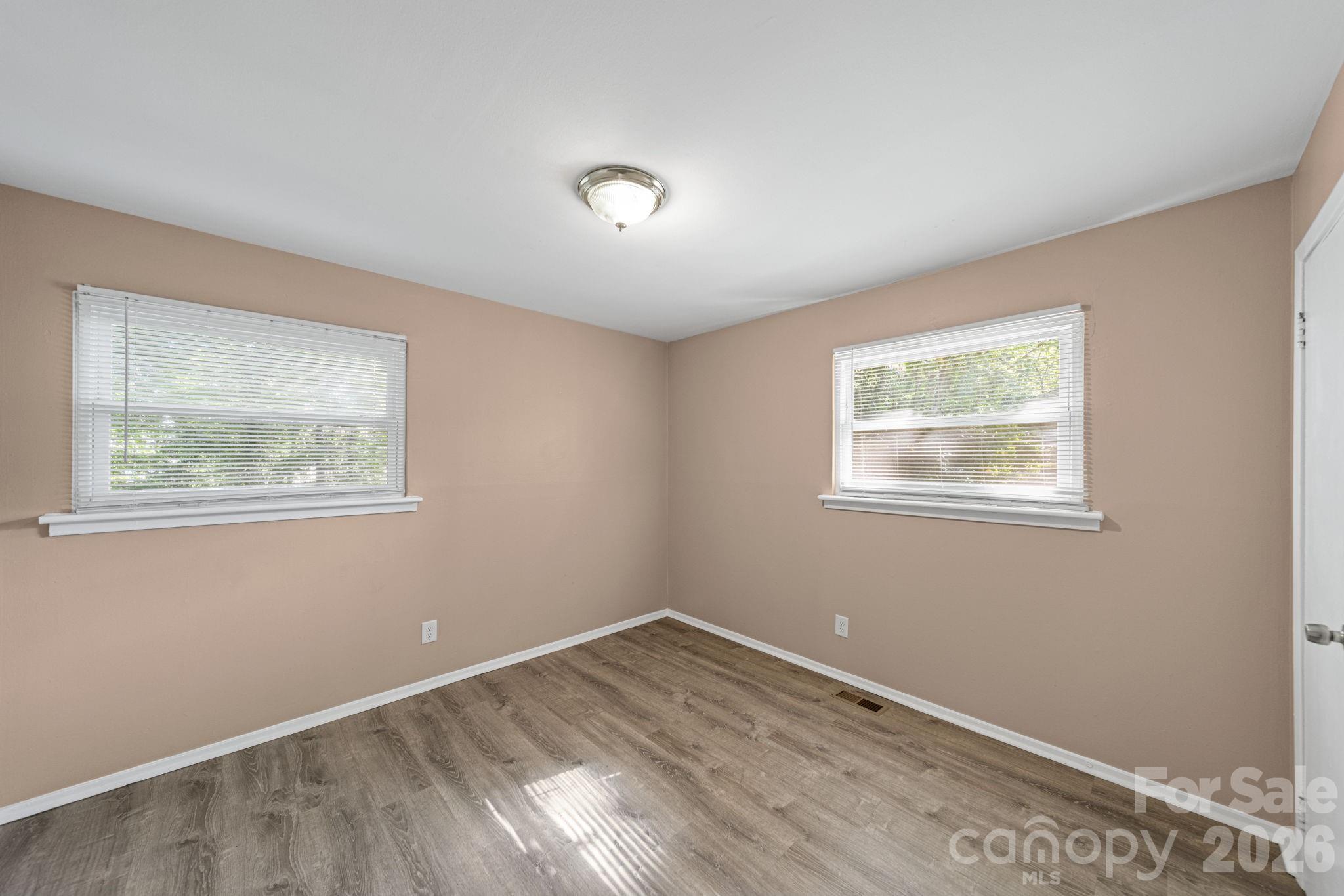 5045 Curtiswood Drive Charlotte NC 28213