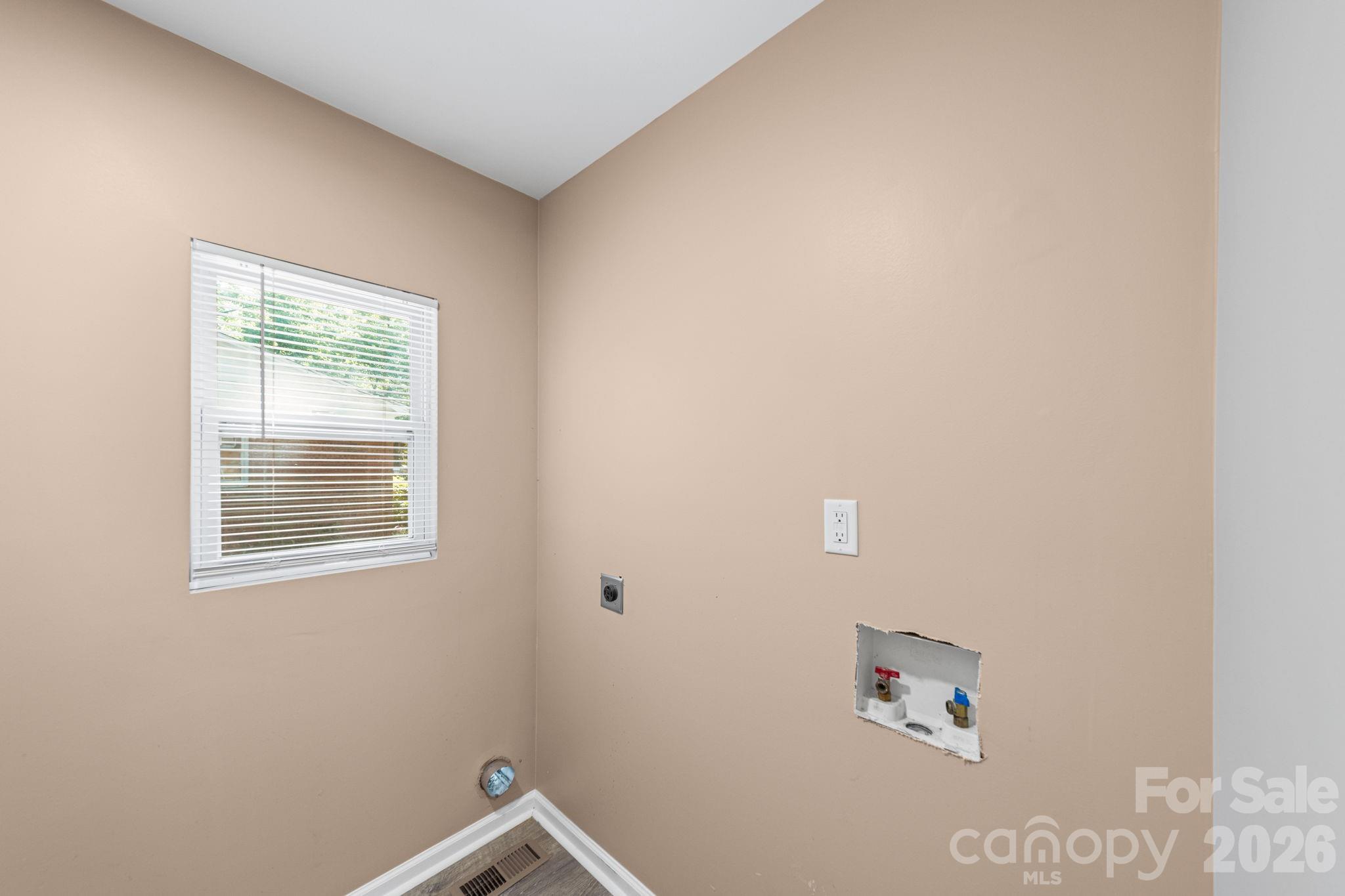 5045 Curtiswood Drive Charlotte NC 28213