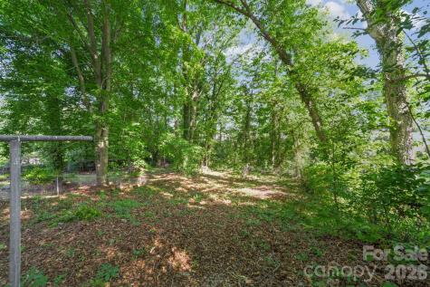 5045 Curtiswood Drive Charlotte NC 28213