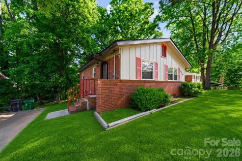 5045 Curtiswood Drive Charlotte NC 28213