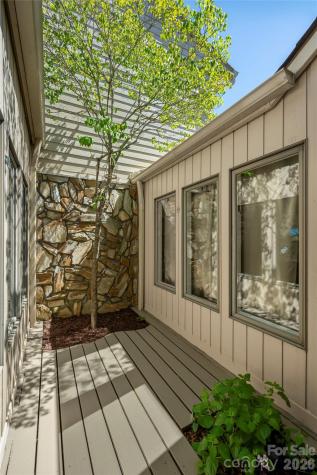 109 Clubwood Court Asheville NC 28803