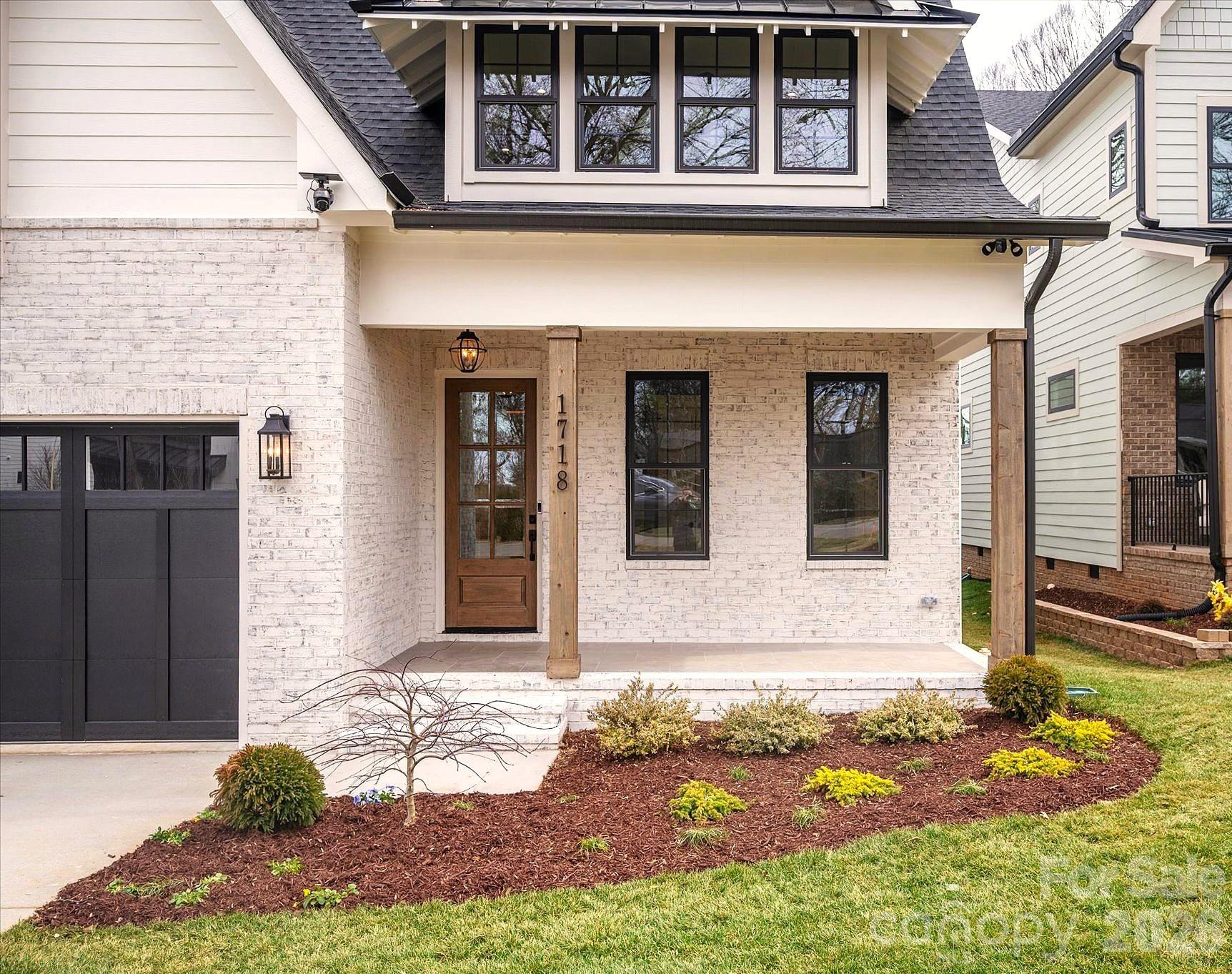 1718 Seifert Circle Charlotte NC 28205