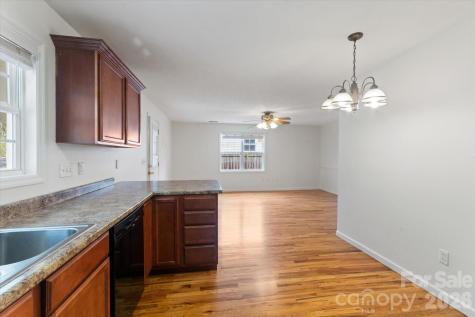 65 New Jersey Avenue Asheville NC 28806