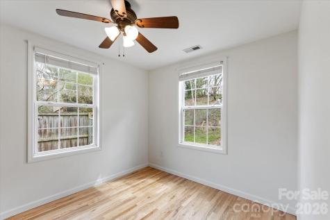 65 New Jersey Avenue Asheville NC 28806