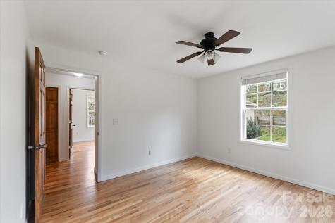 65 New Jersey Avenue Asheville NC 28806
