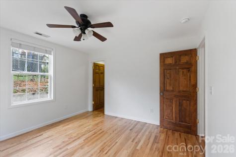 65 New Jersey Avenue Asheville NC 28806