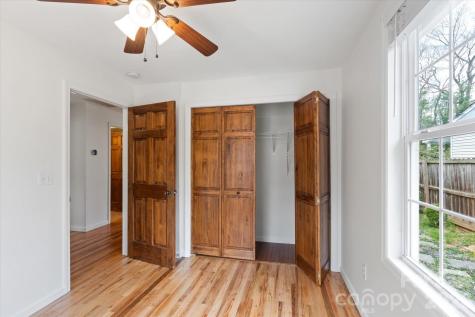 65 New Jersey Avenue Asheville NC 28806