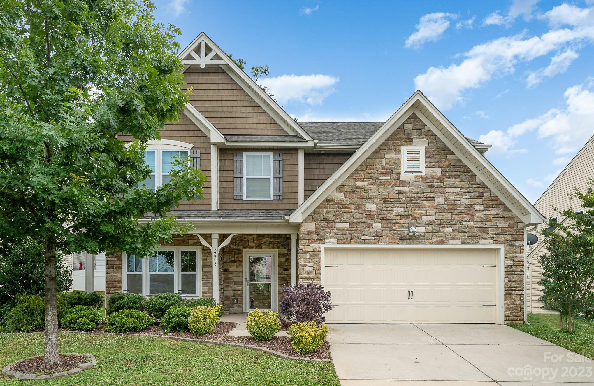 2606 Impatien Drive Charlotte NC 28215