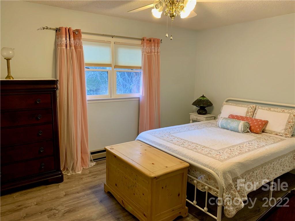 14 Heatherwood Road Weaverville NC 28787