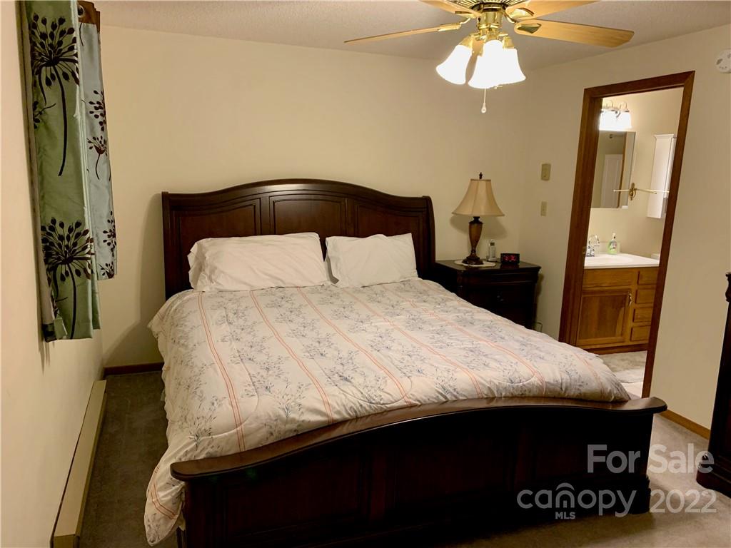 14 Heatherwood Road Weaverville NC 28787