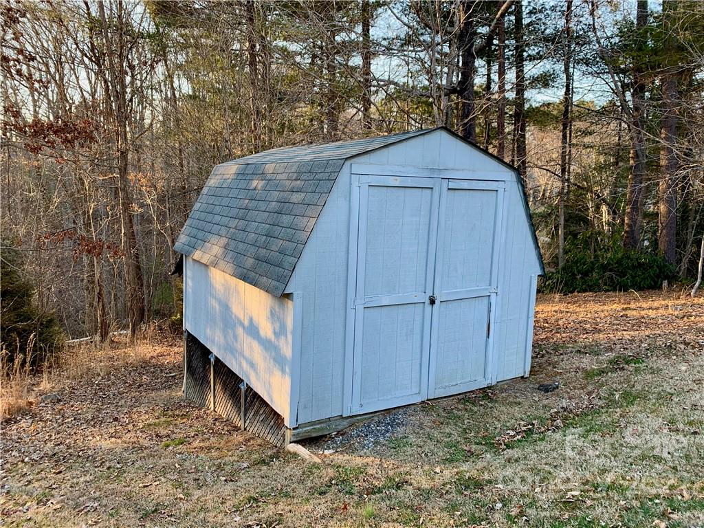 14 Heatherwood Road Weaverville NC 28787