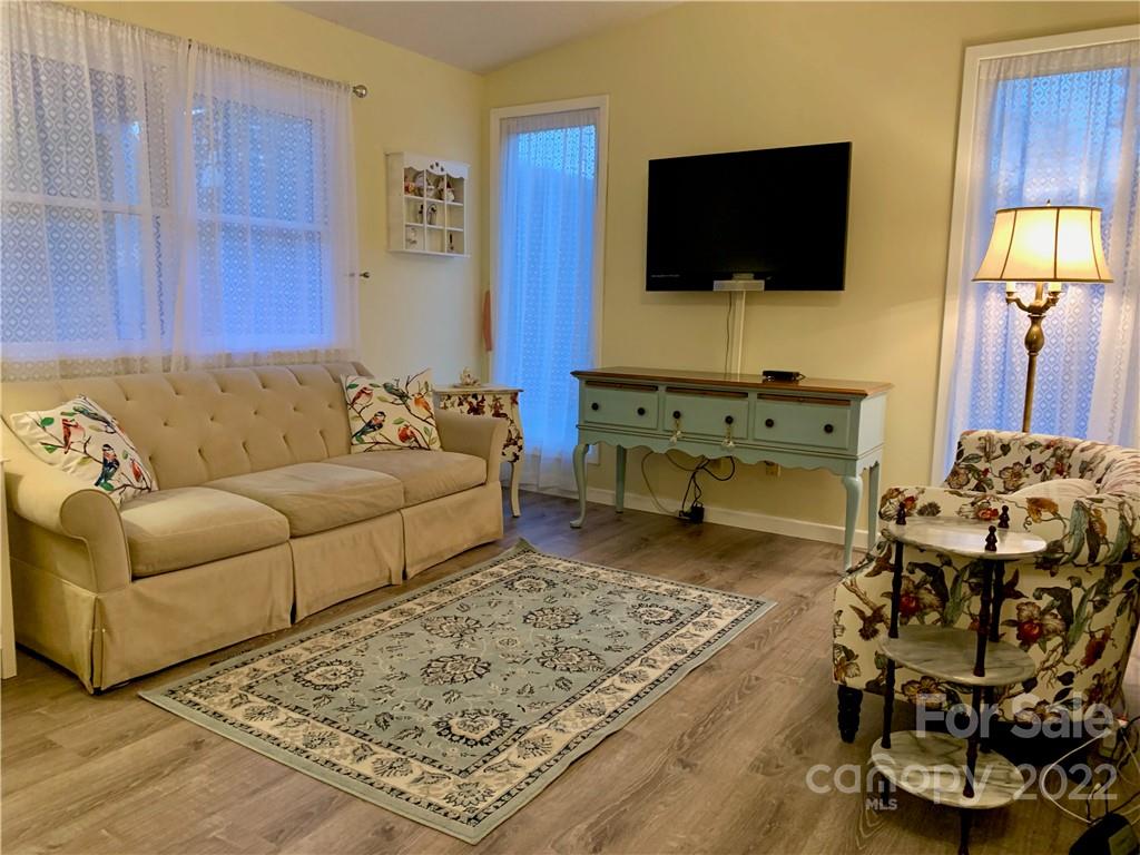 14 Heatherwood Road Weaverville NC 28787