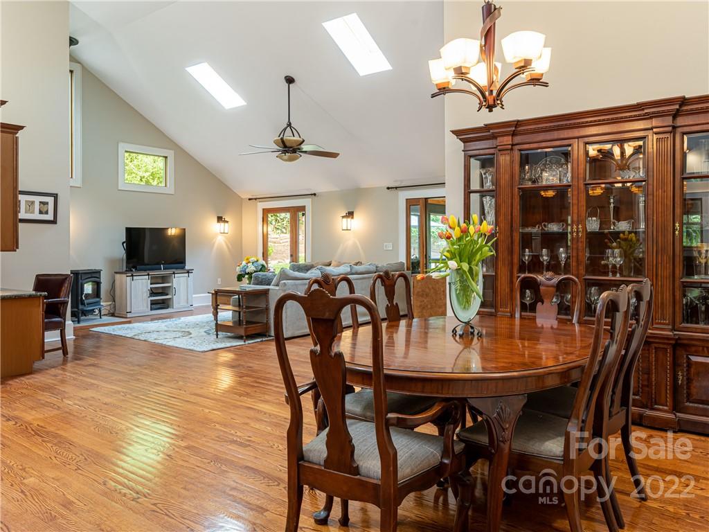 5 Inglewood Road Asheville NC 28804