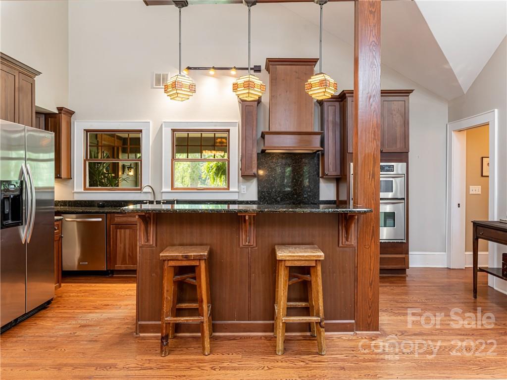 5 Inglewood Road Asheville NC 28804