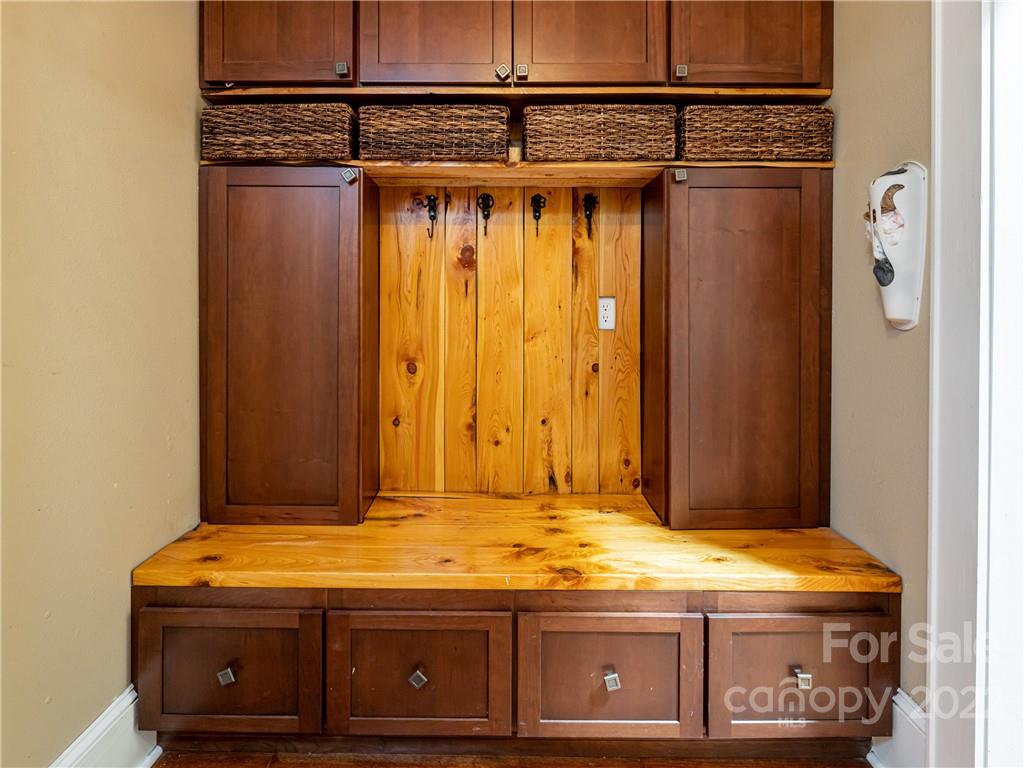 5 Inglewood Road Asheville NC 28804