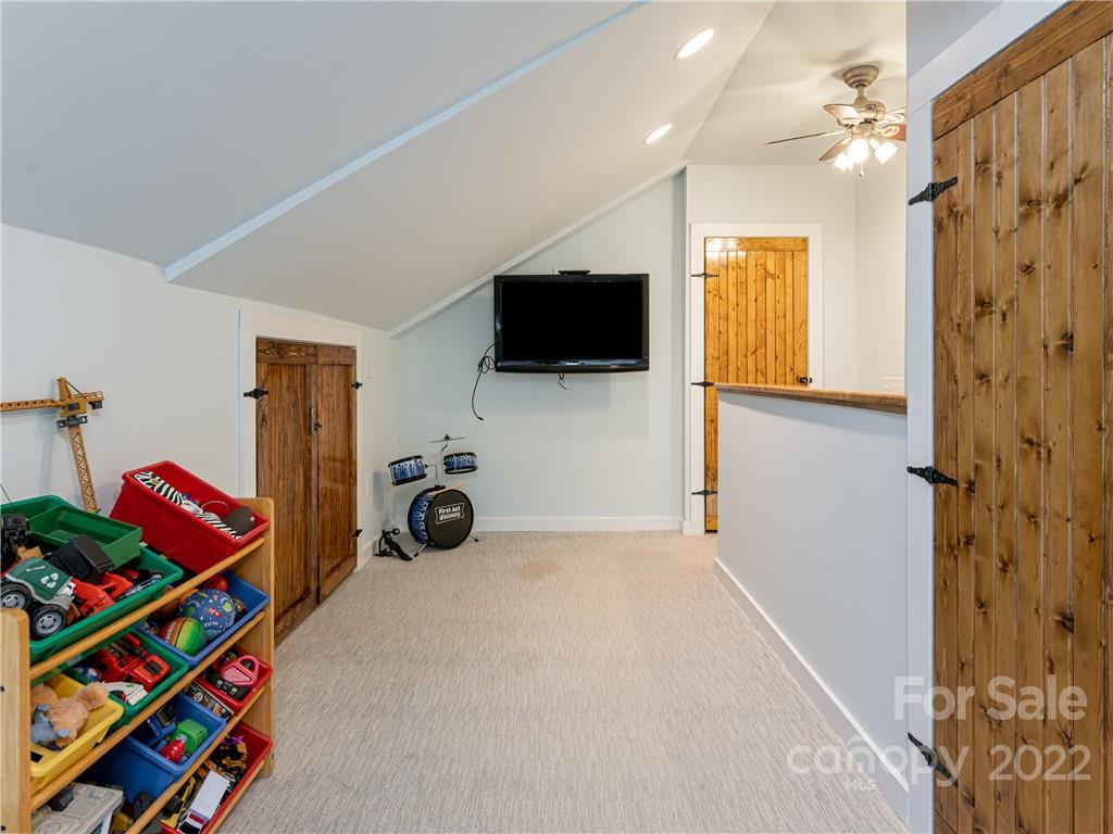 5 Inglewood Road Asheville NC 28804