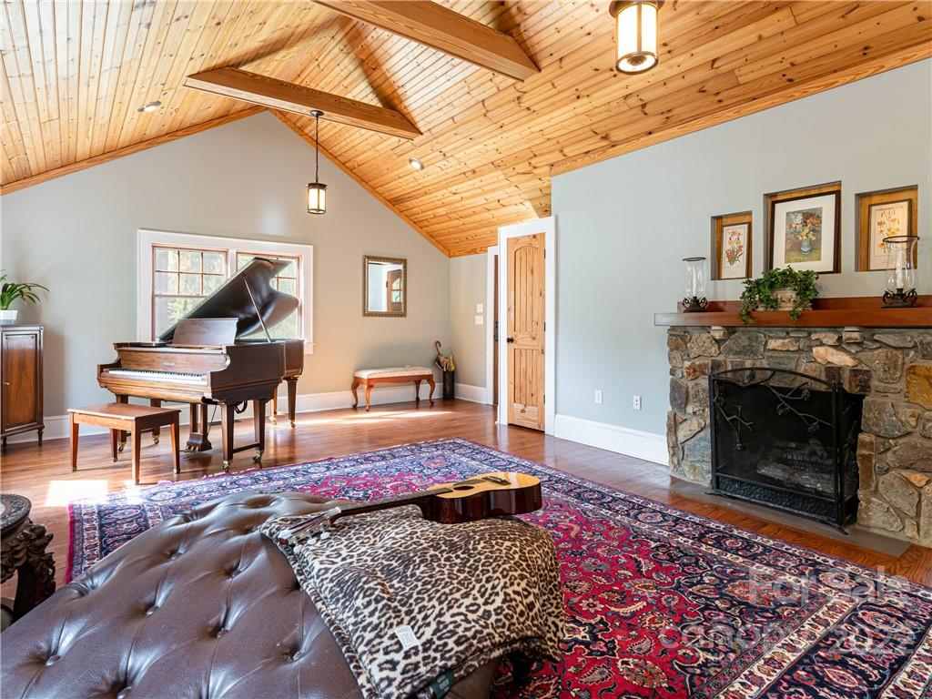5 Inglewood Road Asheville NC 28804