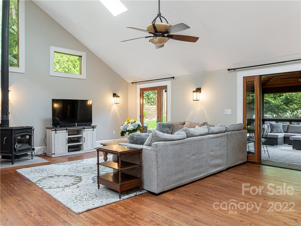 5 Inglewood Road Asheville NC 28804