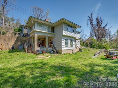 120 E Howard Street Tryon NC 28782