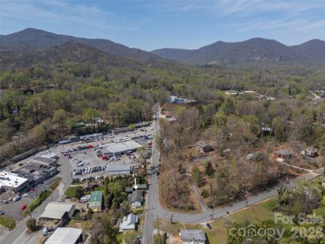120 E Howard Street Tryon NC 28782