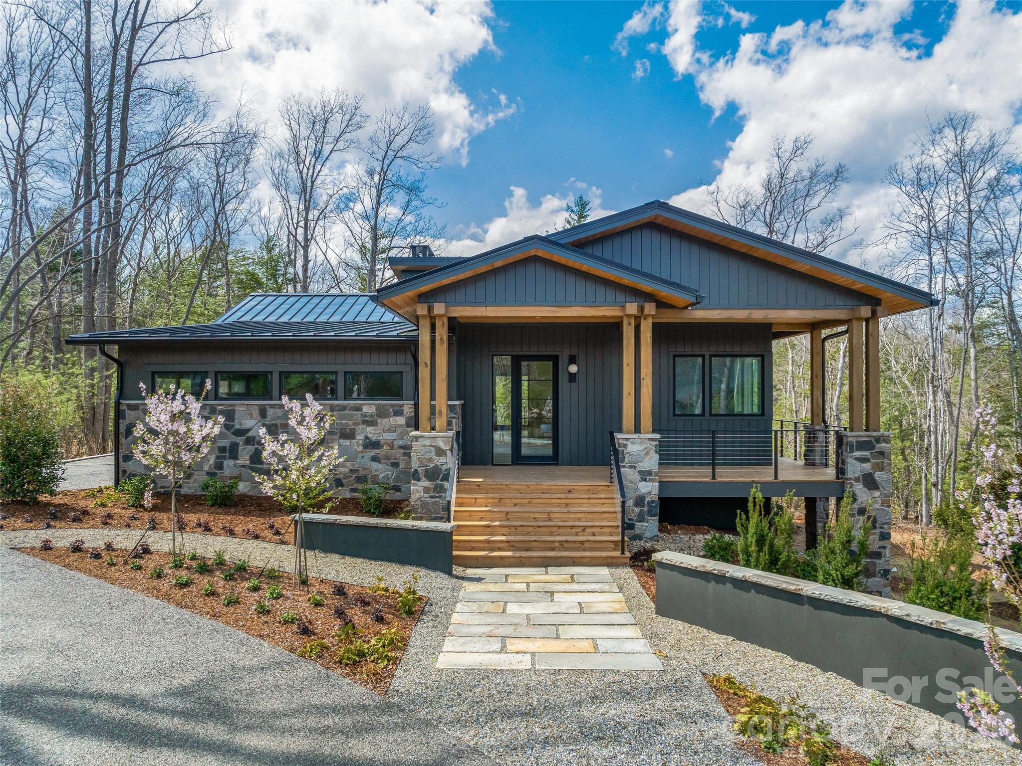 140 Upperfell Court Asheville NC 28803