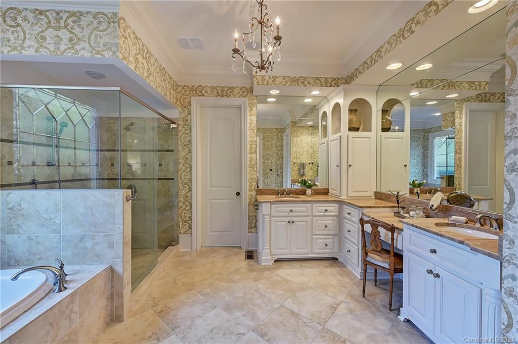 2450 Red Fox Trail Charlotte NC 28211