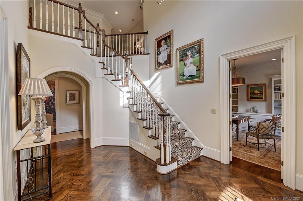 2450 Red Fox Trail Charlotte NC 28211