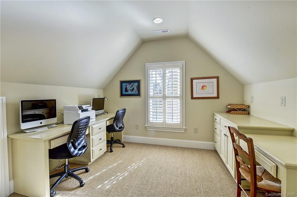 2450 Red Fox Trail Charlotte NC 28211
