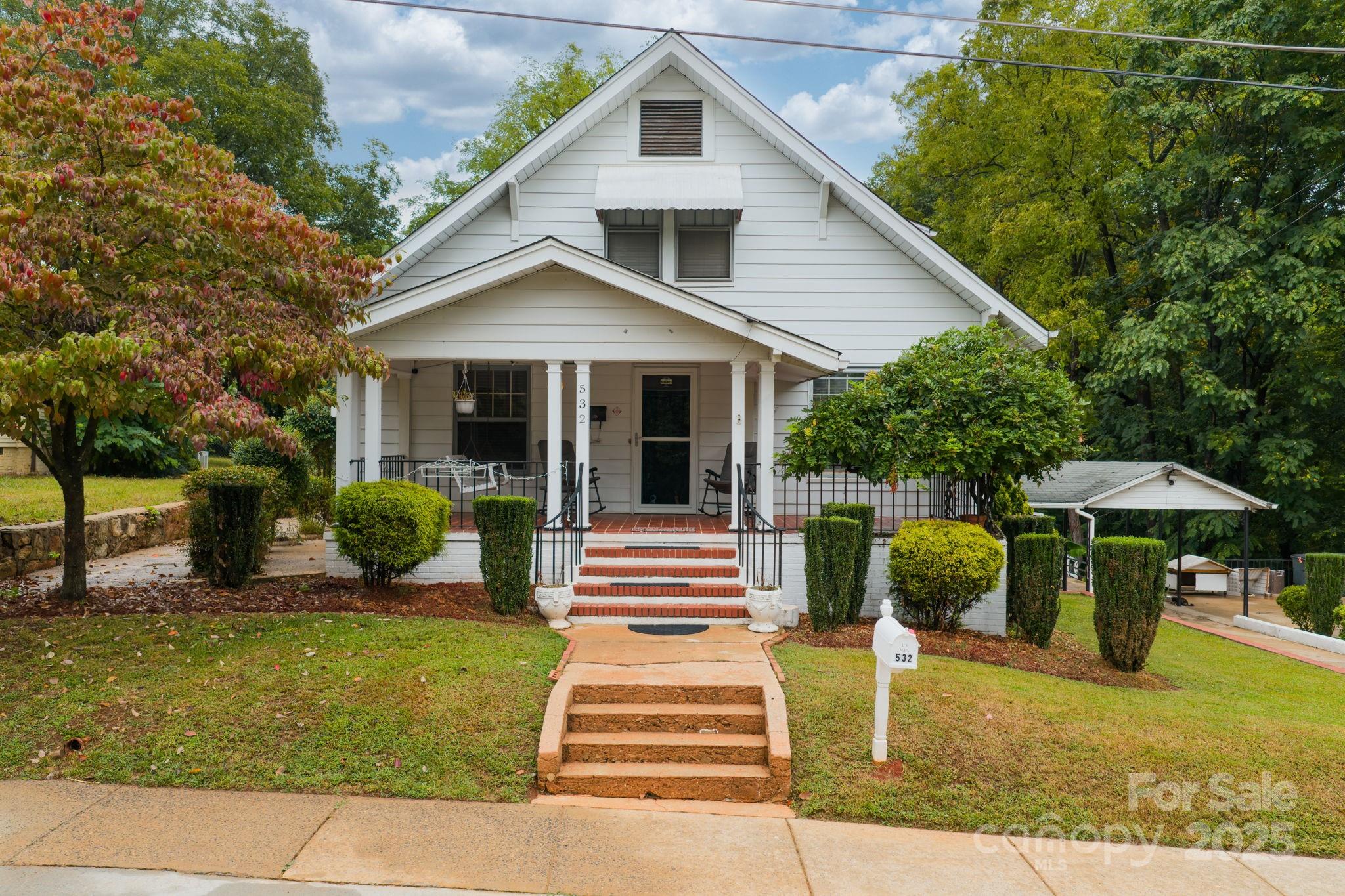 532 6th Avenue SW Hickory NC 28602