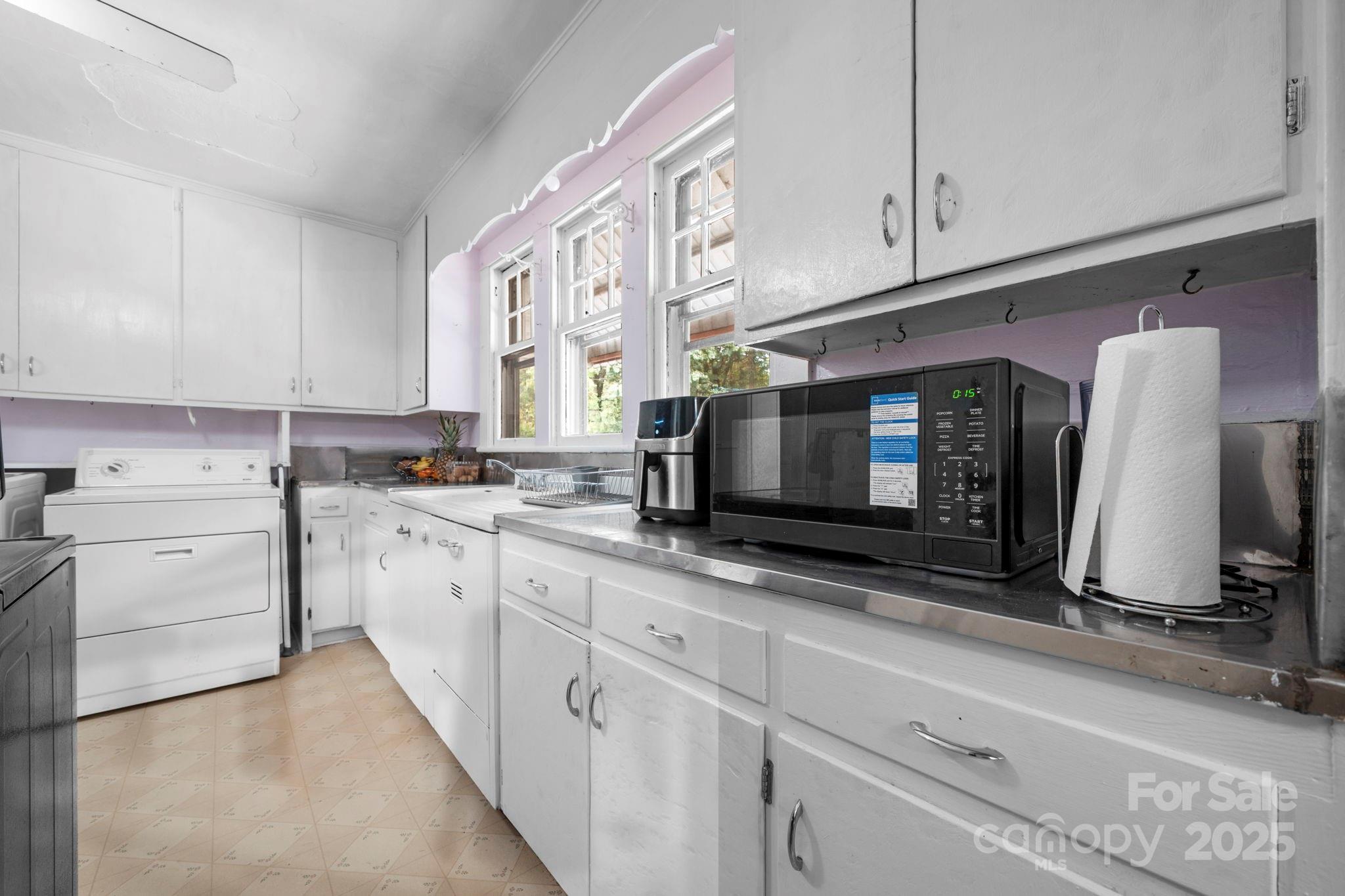 532 6th Avenue SW Hickory NC 28602