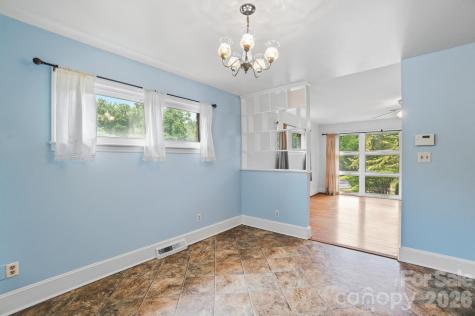 6239 Netherwood Drive Charlotte NC 28210
