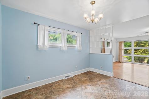 6239 Netherwood Drive Charlotte NC 28210