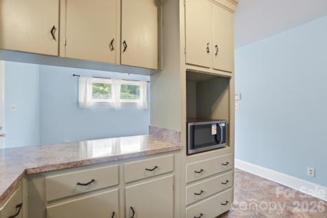 6239 Netherwood Drive Charlotte NC 28210