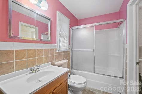6239 Netherwood Drive Charlotte NC 28210