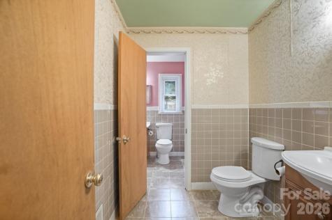 6239 Netherwood Drive Charlotte NC 28210