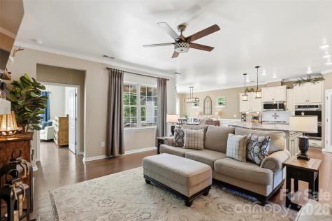 2404 Napa Valley Drive Waxhaw NC 28173