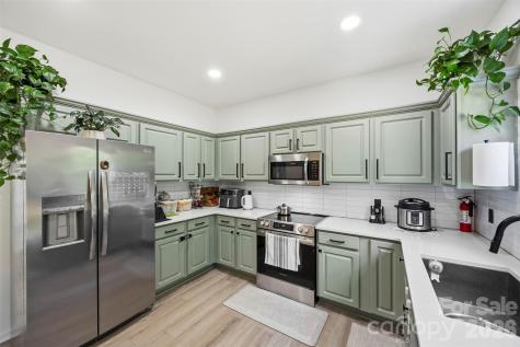 6058 Ironwood Court Harrisburg NC 28075