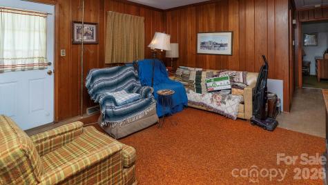 3008 Oakwood Drive Charlotte NC 28269