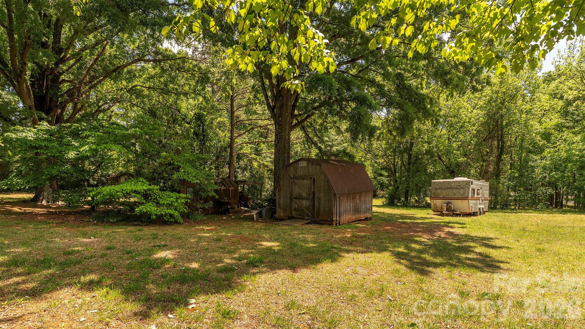 3008 Oakwood Drive Charlotte NC 28269