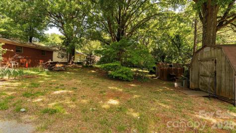 3008 Oakwood Drive Charlotte NC 28269