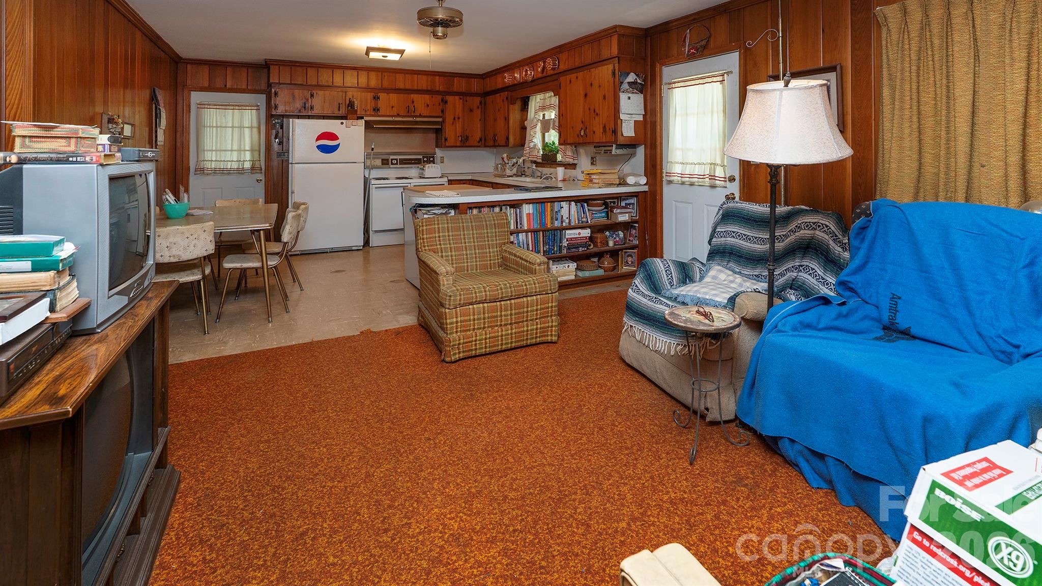 3008 Oakwood Drive Charlotte NC 28269