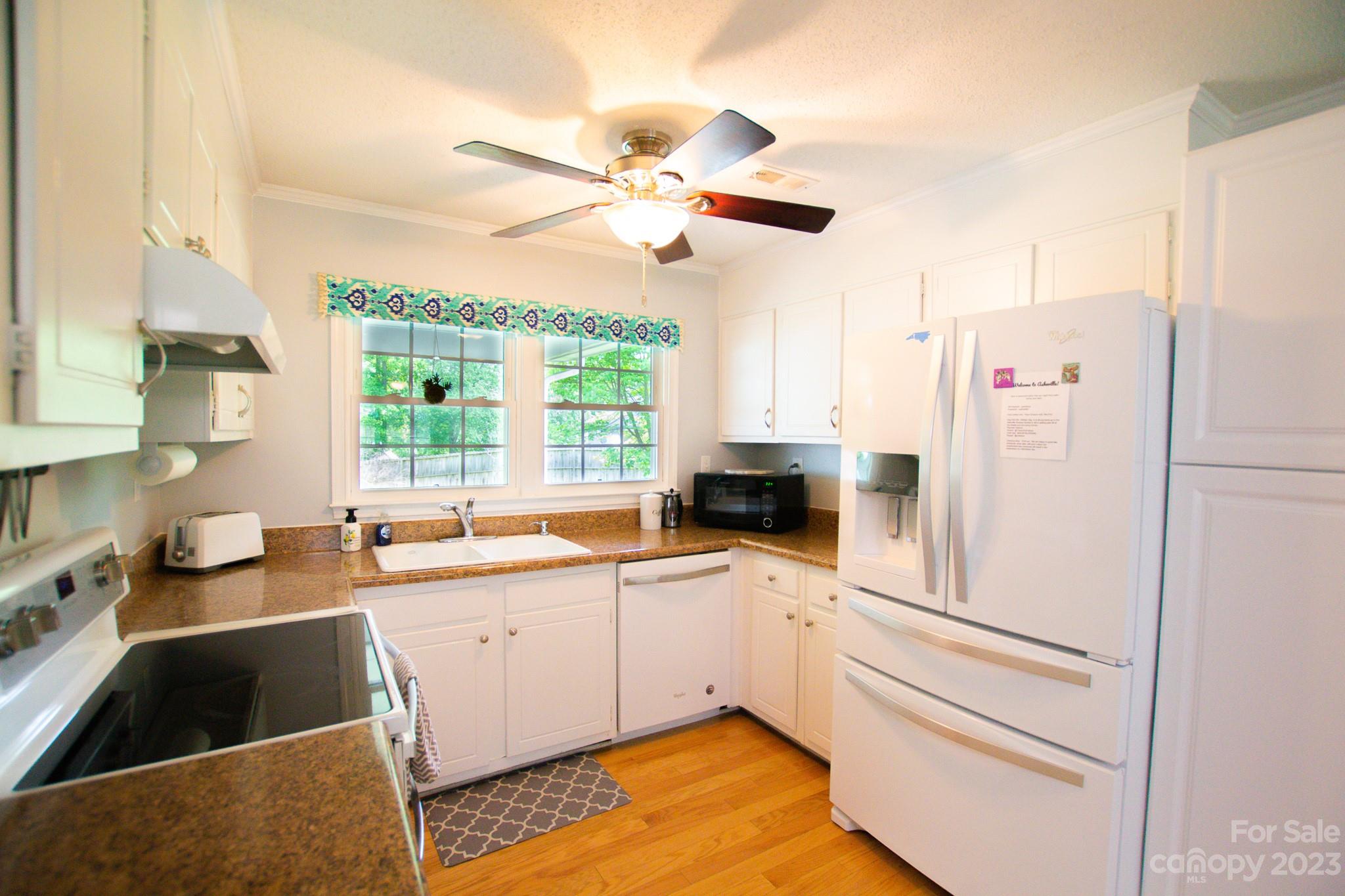 6 Knoll Ridge Drive Asheville NC 28804