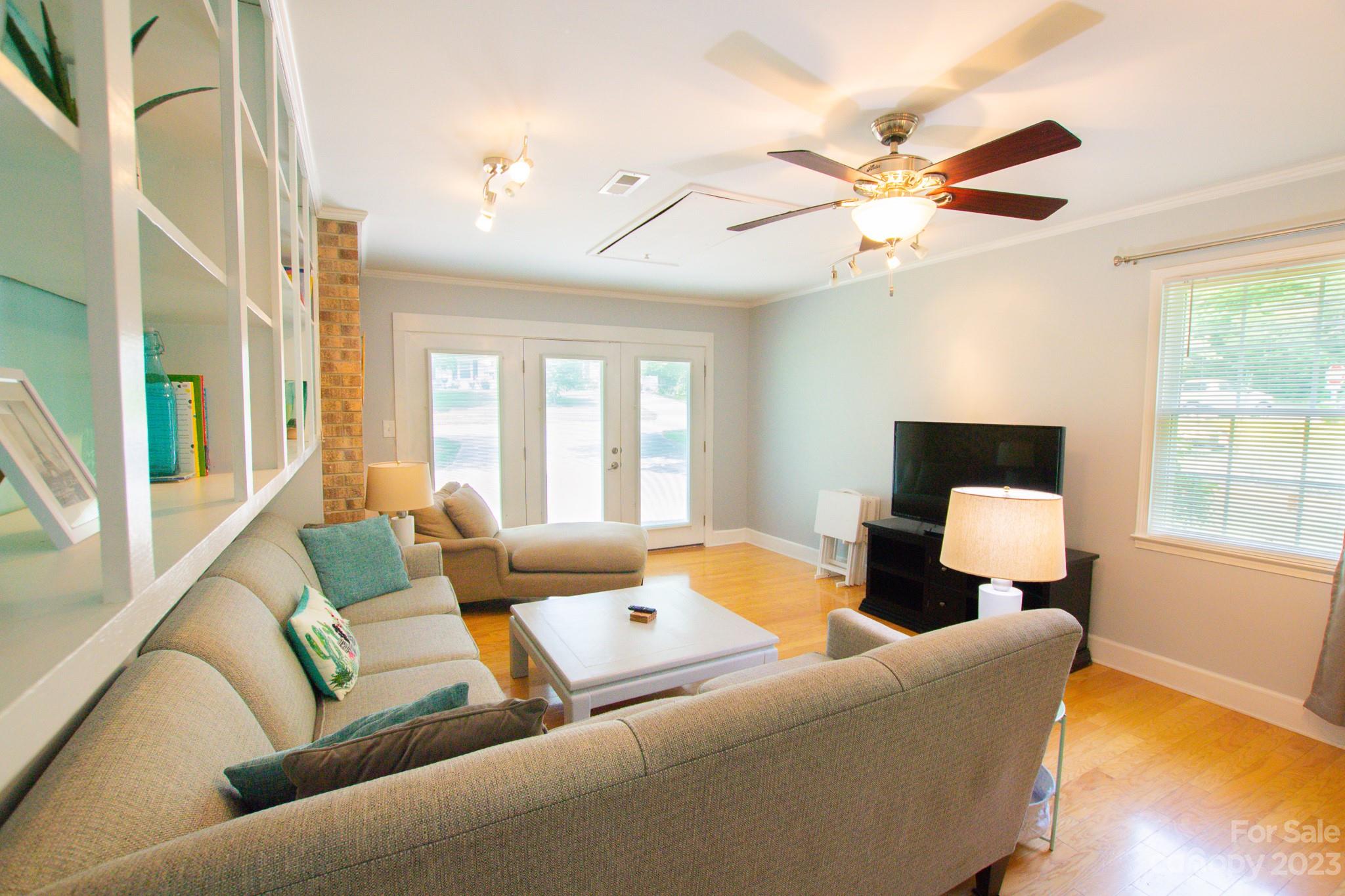 6 Knoll Ridge Drive Asheville NC 28804